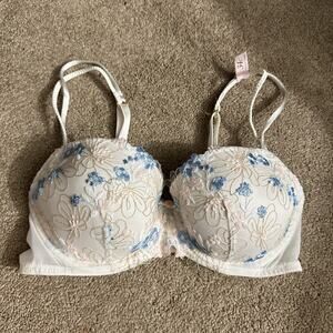 Victoria’s Secret Dream Angels Lined Demi Bra 34C Floral Embroidered Lace Ivory